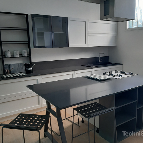 TechniStone Crystal Anthracite Pure