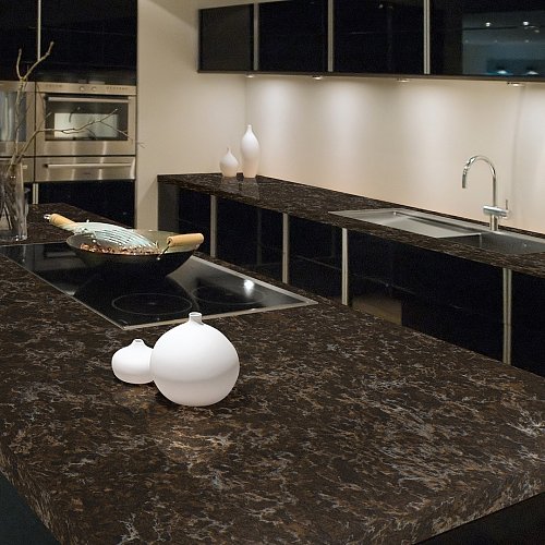 Avant Quartz 9005 Бурбонне