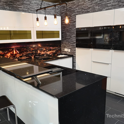 TechniStone Starlight Black