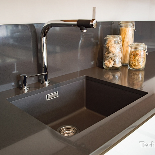 TechniStone Crystal Anthracite Pure