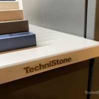 TechniStone Crystal Polar White