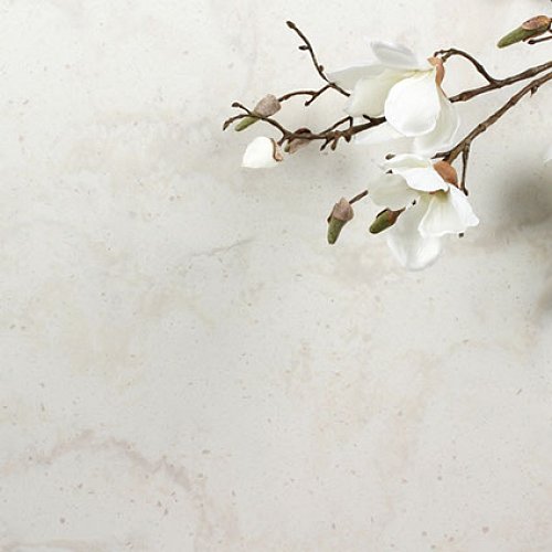 Staron Magnolia